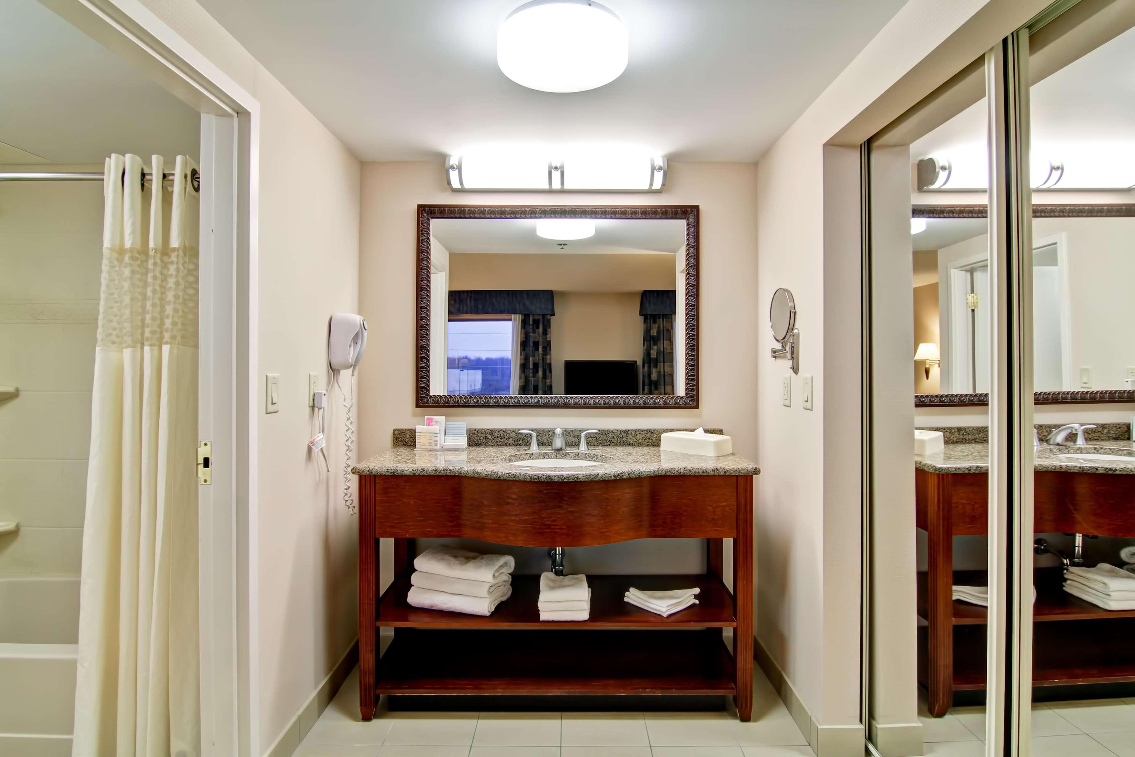 Hampton Inn & Suites Guelph Eksteriør billede
