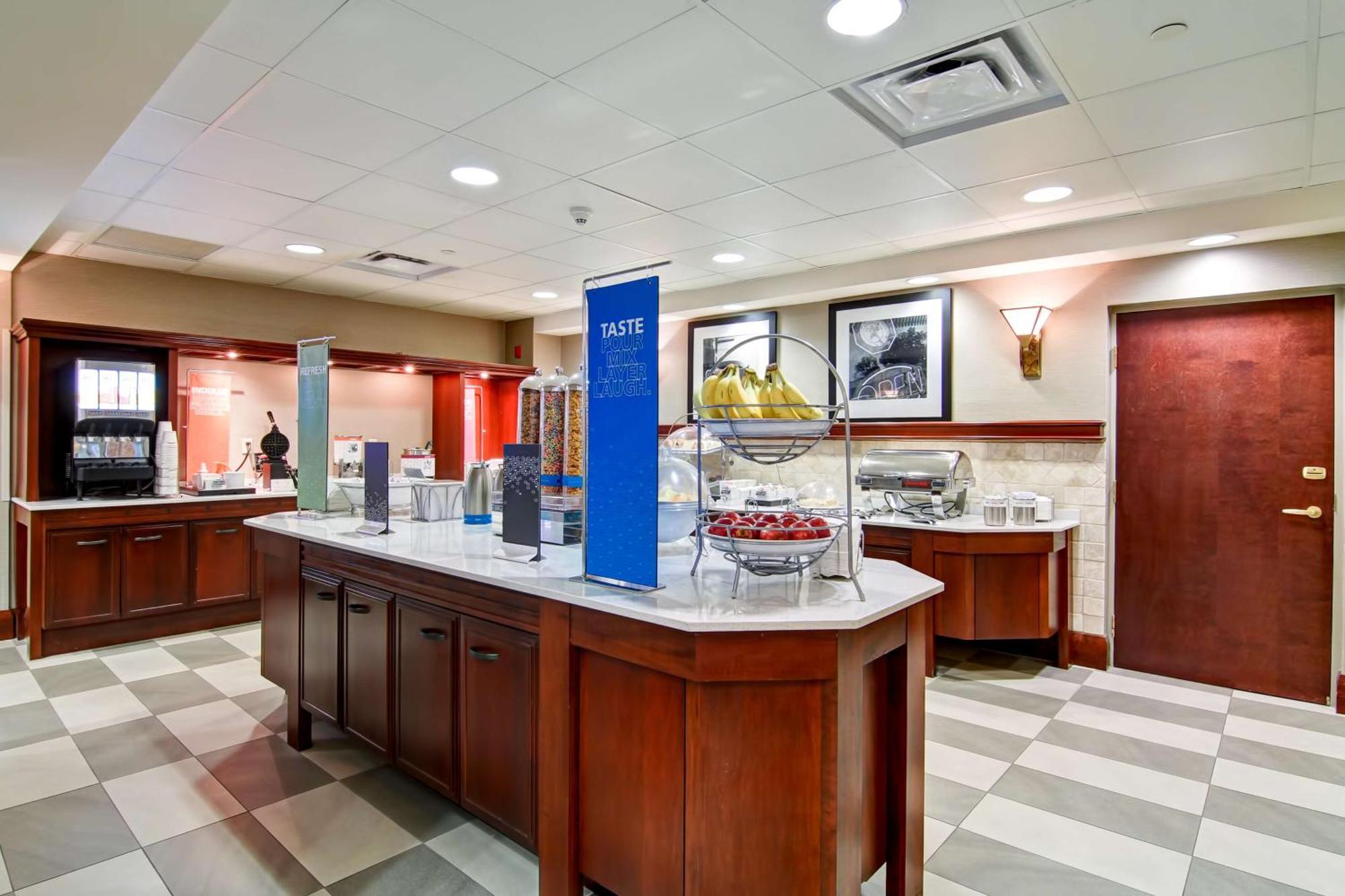 Hampton Inn & Suites Guelph Eksteriør billede