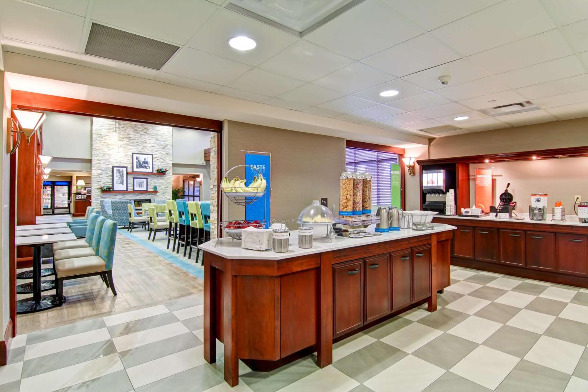 Hampton Inn & Suites Guelph Eksteriør billede
