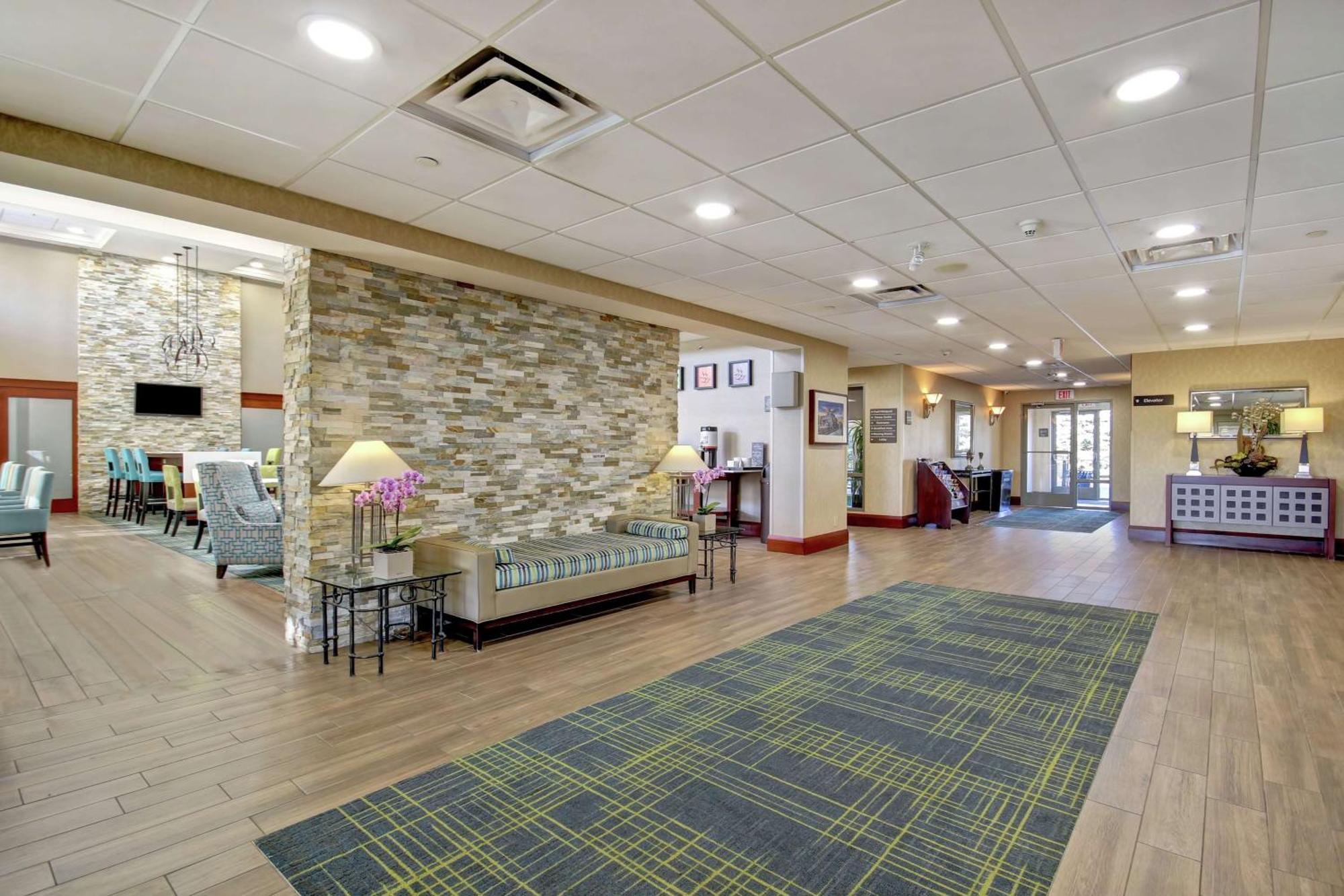Hampton Inn & Suites Guelph Eksteriør billede